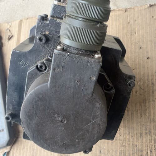 三菱伺服电机 HF53S 0.5KM--议价商品