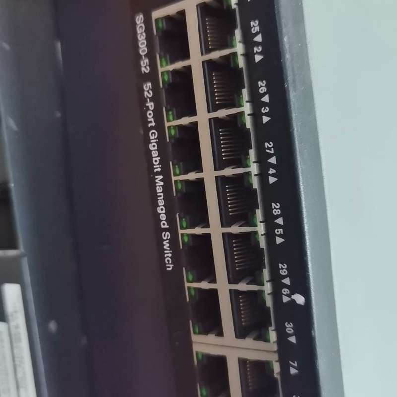 思科Cisco SG300-52 52口千兆交换机--议价商品