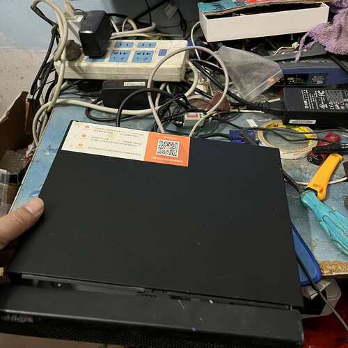 大华DH-NVR2104HS-P-S1 4路POE嵌入式硬盘--议价商品