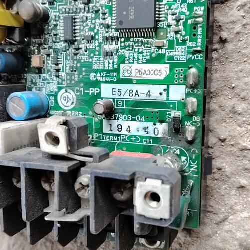 富士变频器C1-PP E5/8A-4电源驱动板SA53790--议价商品