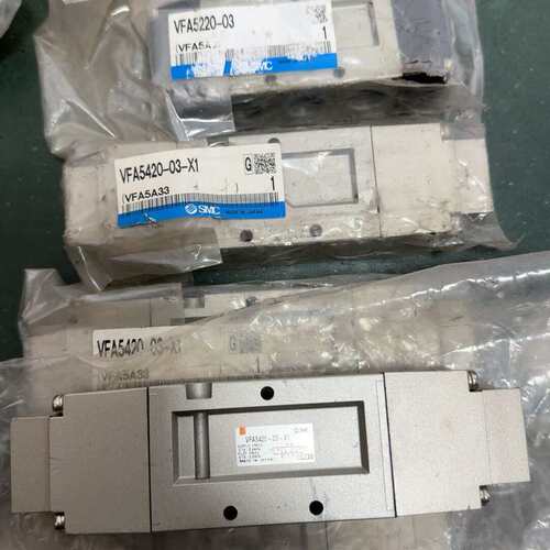 SMC电磁阀VFA5420-03-X1数量4个--议价商品