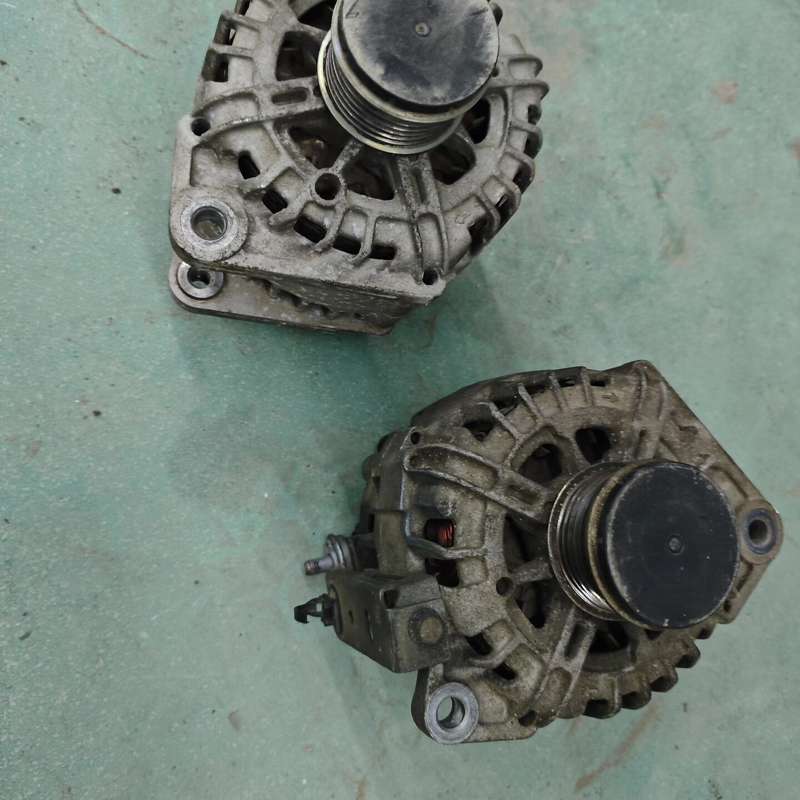 日产尼桑奇骏T31 2.5原装发电机,型号23100-2DZ--议价商品