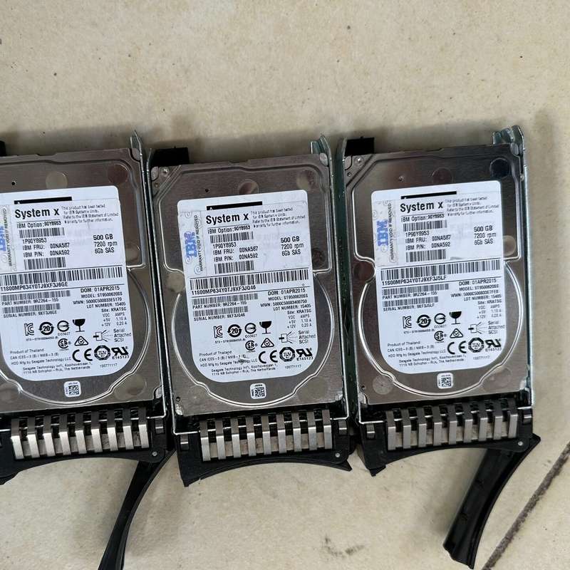 IBM 服务器硬盘 FRU 80Y8953--议价商品