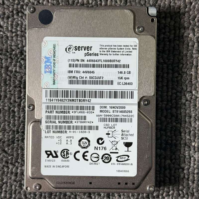 IBM服务器硬盘 44V6845 146G 15K SAS--议价商品