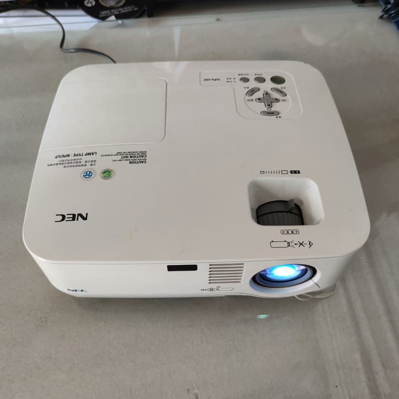 投影机 NEC NP630C液晶投影仪 学校拆回来 实物图片--议价商品