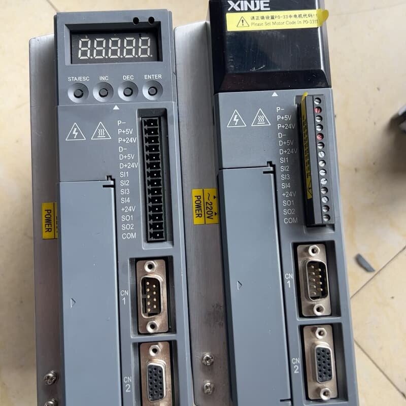 拆机信捷400W伺服驱动器,型号DS3E-20P4-PFA--议价商品