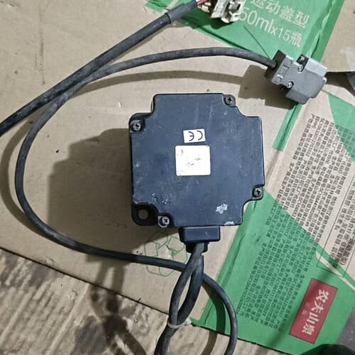 安川伺服电机SGMP-02V314T，实图拍摄，拆机功能包好--议价商品