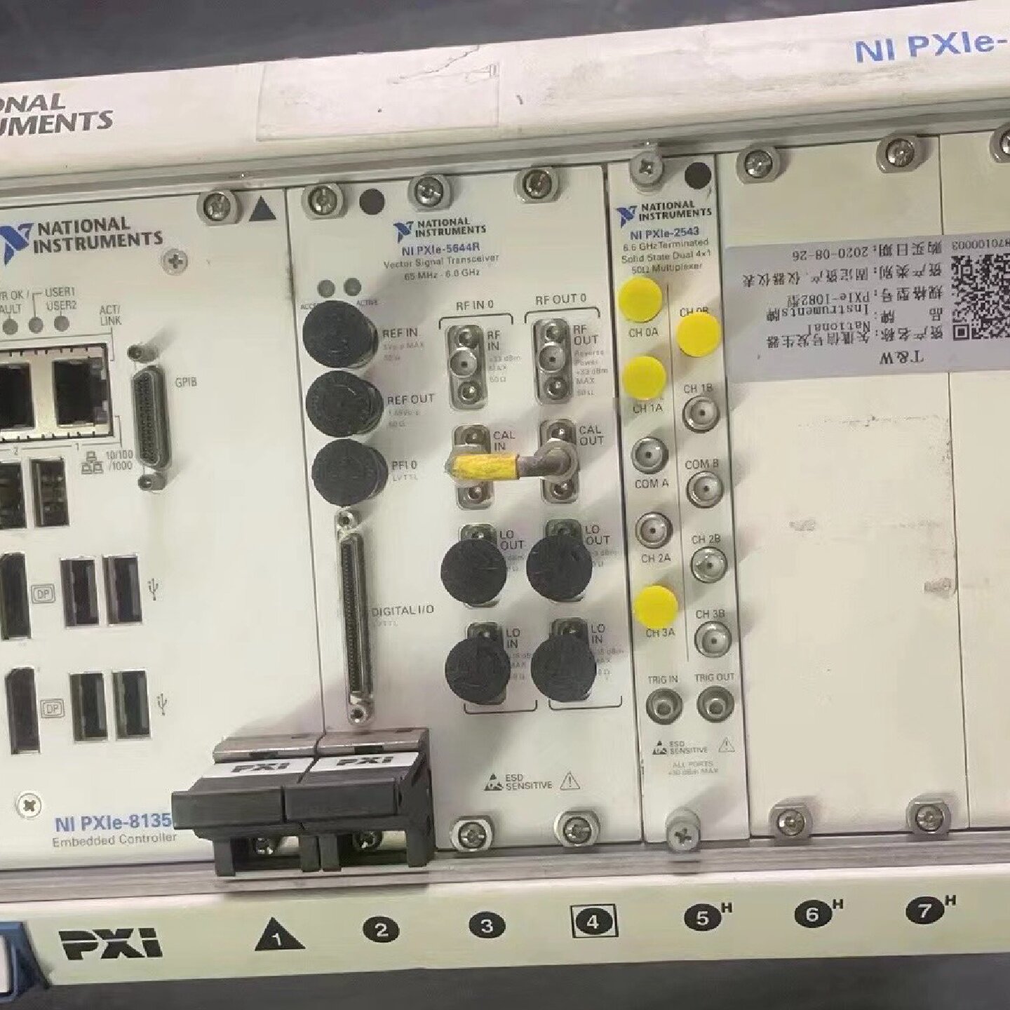 议价--美国原装正品,NI PXIE-1082 PXIE-8135