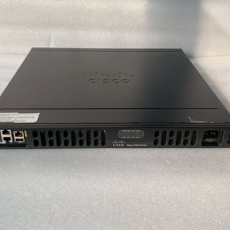 思科cisco ISR4331/K9 千兆企业级路由器--议价商品