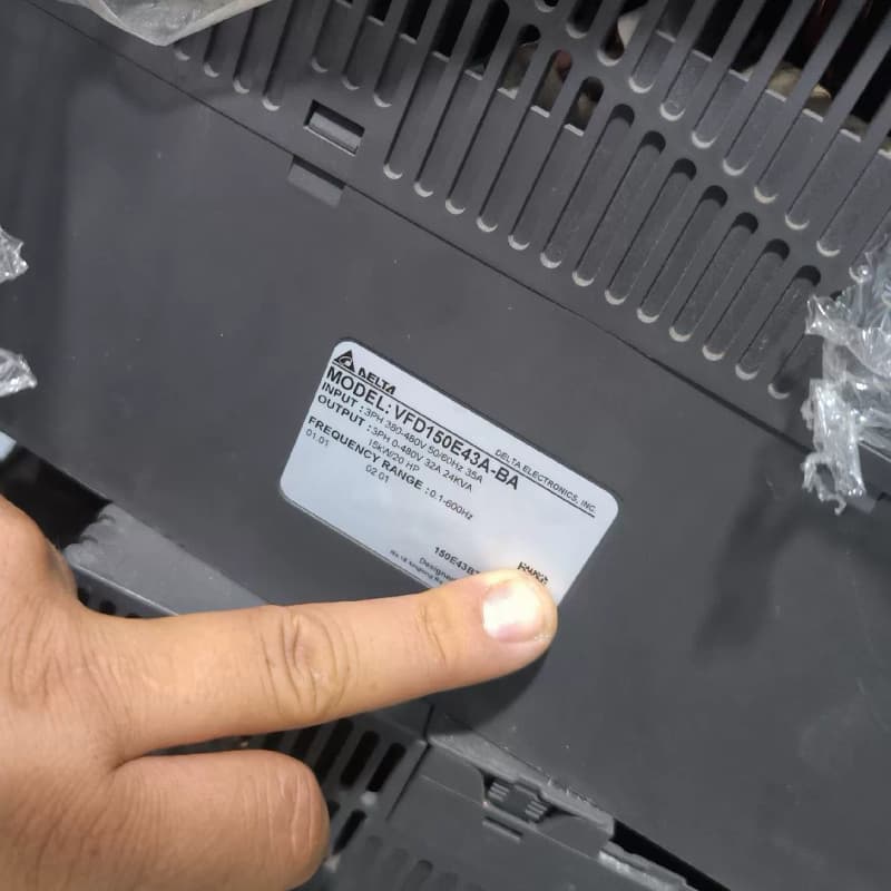 台达变频器VFD150E43A-BA 模块包好 通电有显示--议价商品