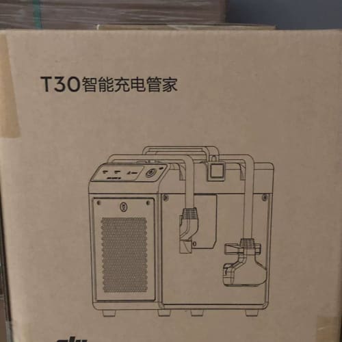 大疆T30充电器（大疆C8000智能充电器），二手的，功率7--议价商