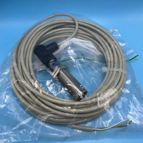 Telemecanique接近开关，XS618B1NBM12--议价商品