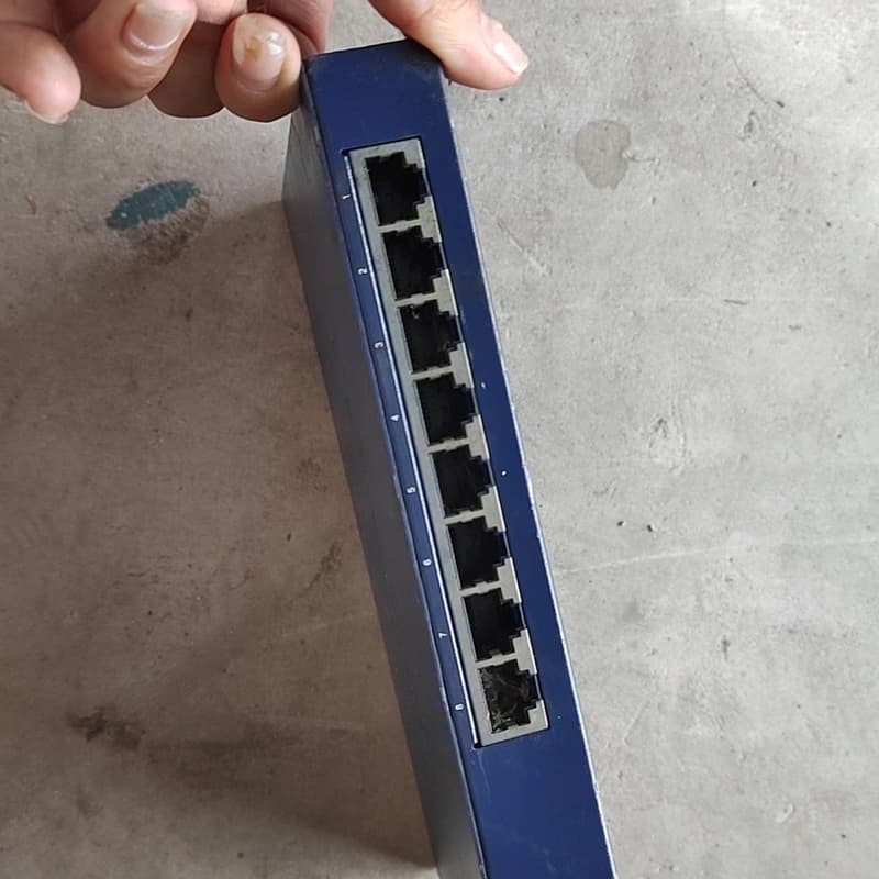 TP-LINK企业级路由器千兆8孔--议价商品