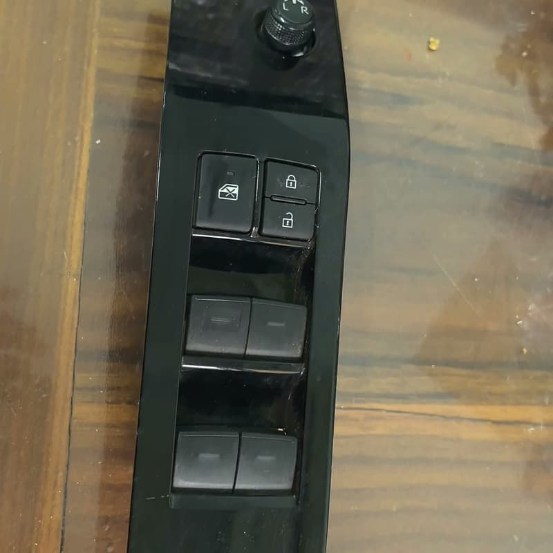 适用于22-24款汉兰达倒车镜开关汉兰达升降开关面板升降开关--议