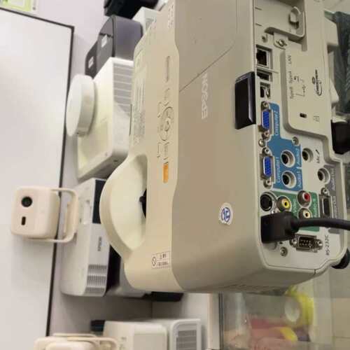 爱普生EB －CS520WN短焦投影机2??台，七新左右；--议价商品