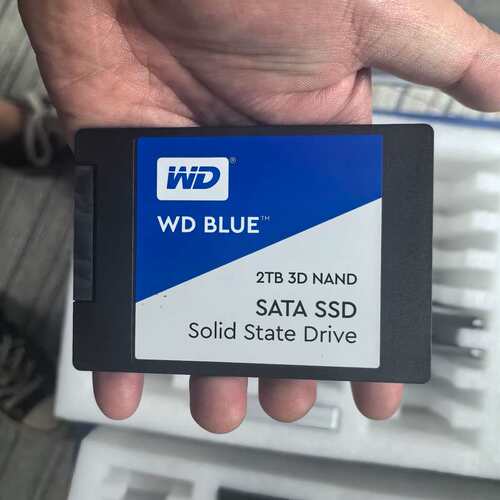 WD/西数 2TB 3D NAND SATA固态硬盘--议价商品