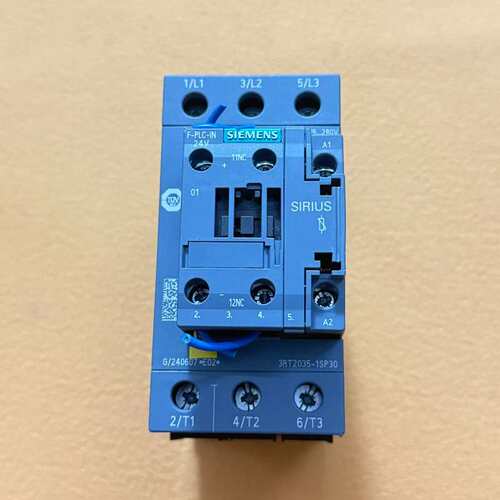 西门子接触器3RT2035-1SP30，原装正品，实物拍摄，--议价商品