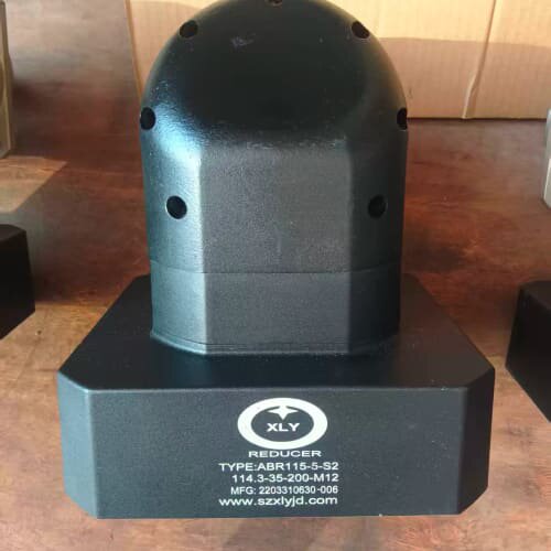 180新立盈小法兰直角行星减速机：速比1：5∥ABR115一--议价商品