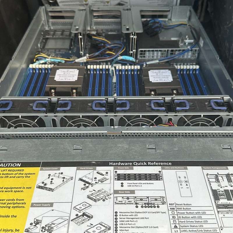 技嘉R282-z93准双路系统服务器，支持amd 7003--议价商品