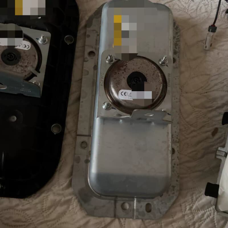 领克07,Z10E371,极氪001,7x 副喇叭。拆车件,--议价商品