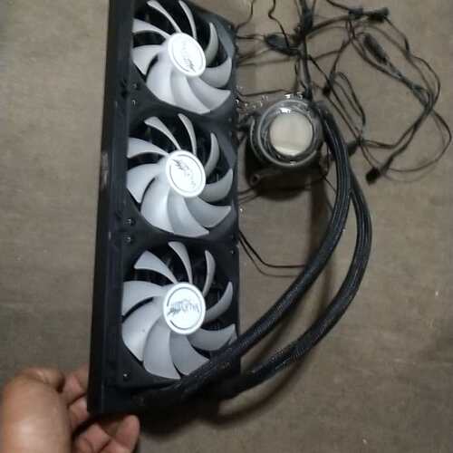 瓦尔基里A360三风扇水冷散热器 黑色--议价商品