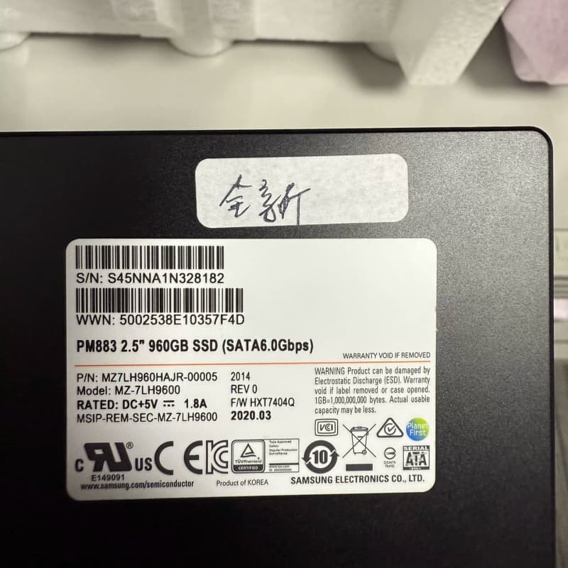 全新三星PM883 960GB企业级固态硬盘，2.5寸SAT--议价商品