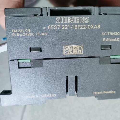 西门子模块221-1BF22-0XA8，二手拆机,功能包好。 --议价商品