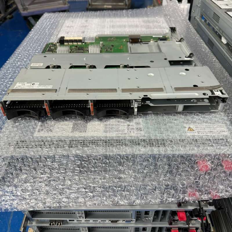 原装 IBM 小型机 P770 P780 硬盘LO板 2BB--议价商品