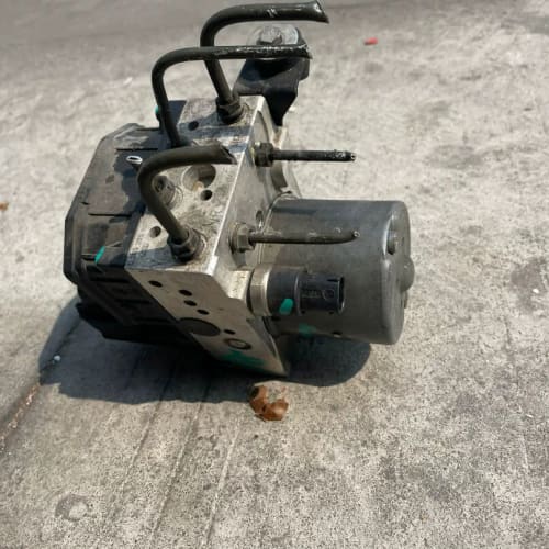 适用于宝马老款7系E66ABS泵 007带感应纯拆车--议价商品