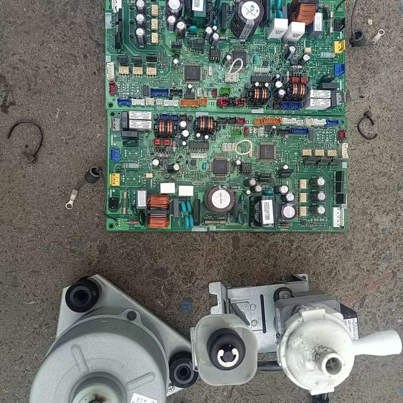 东芝吸顶机空调内机 拆机配件 电机 主板 排水泵 现货--议价商品