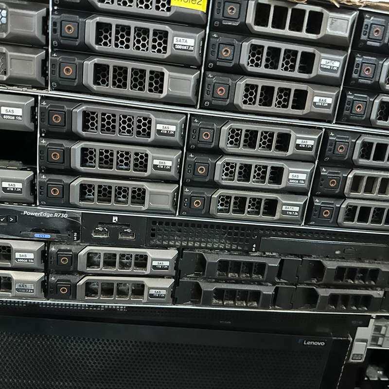 戴尔R730 3.5寸8盘位; E5-2673V4*2, 内--议价商品