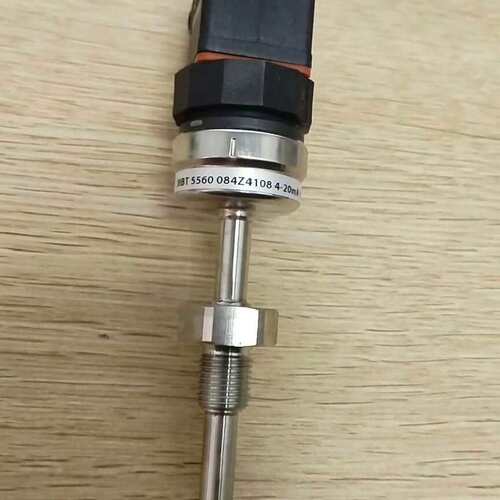 丹佛斯温度传感器 MBT5560 084Z4108 4-20--议价商品
