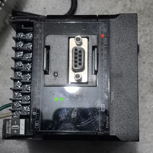 omRon欧姆龙PLC一个，型号：CP2E-N14DT-D，--议价商品