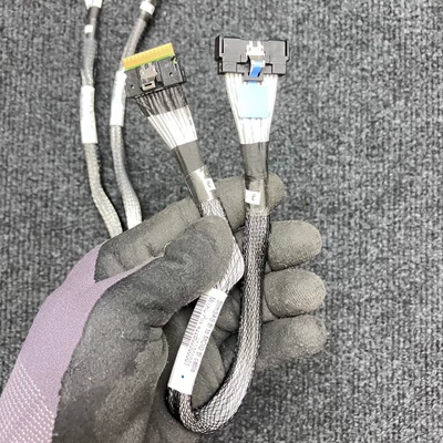 安费诺8654-8i转MCIO 8X 5.0线长30cm拆机--议价商品