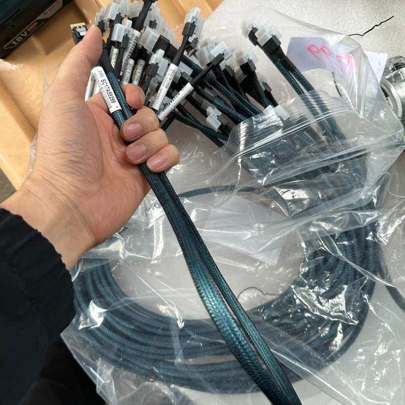 技嘉主板u2数据线 第七pcie连接线 8654 4i转86--议价商品