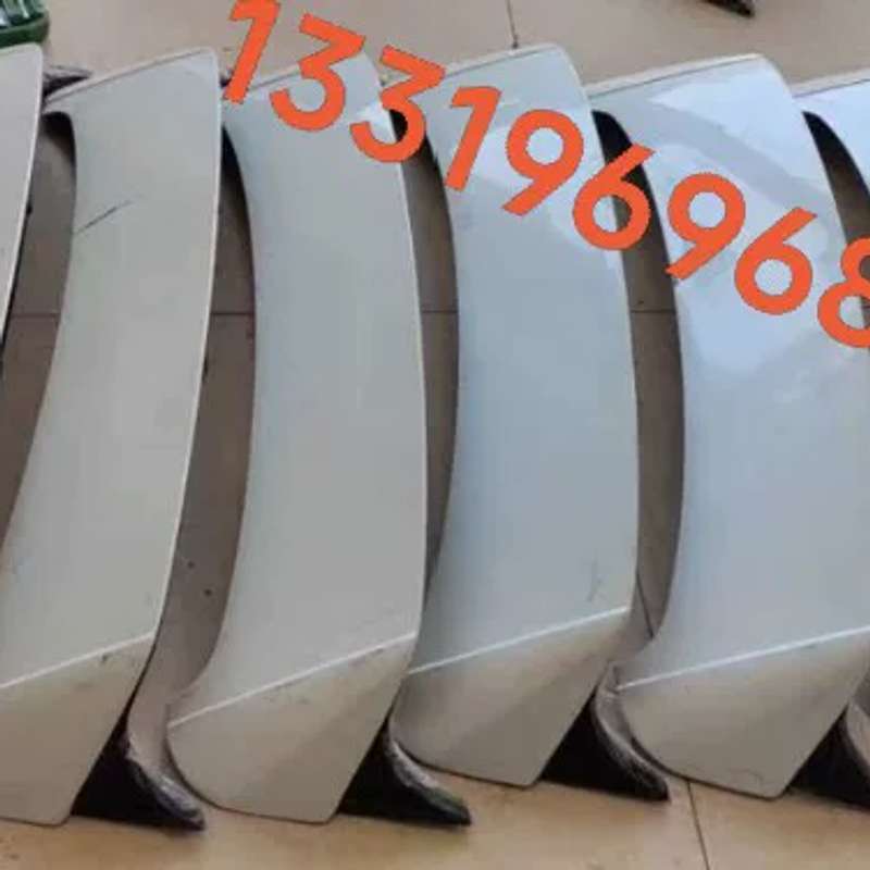 尼桑新逍客J11尾翼，原装拆车件，成色如图，几乎全新--议价商品