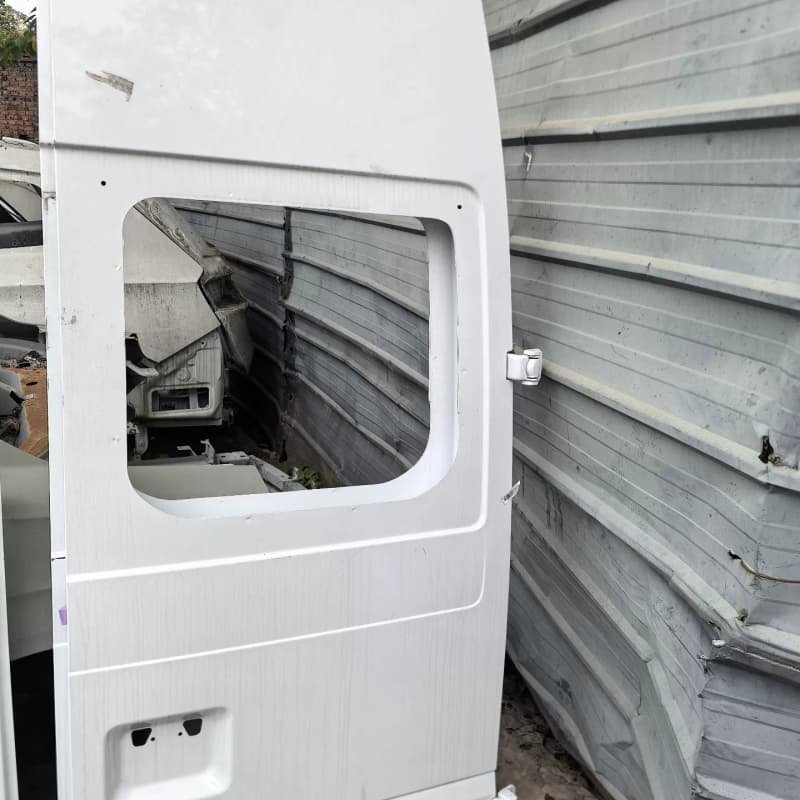 江铃福特新时代全顺V348高顶原厂拆车尾门,全新正品配件--议价商