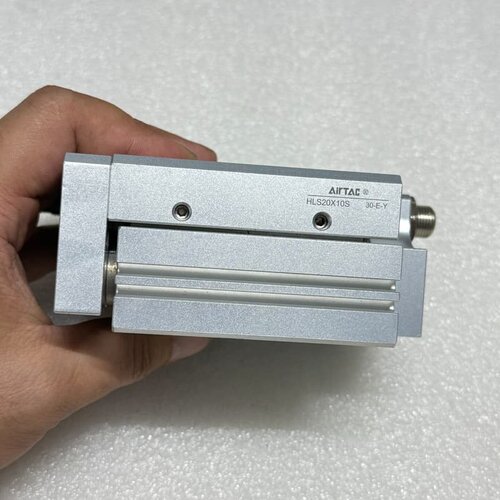 亚德客气缸HLS20X10S原装正品，成色漂亮，实物拍摄--议价商品
