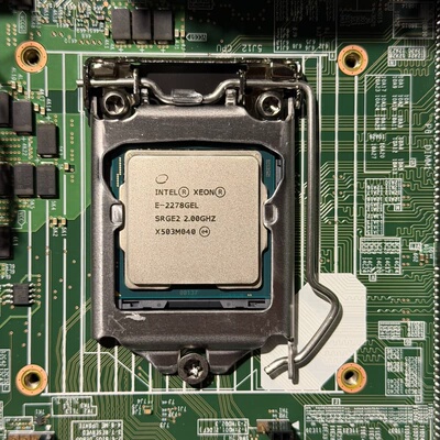 英特尔至强E-2278GEL超低功耗CPU--议价商品