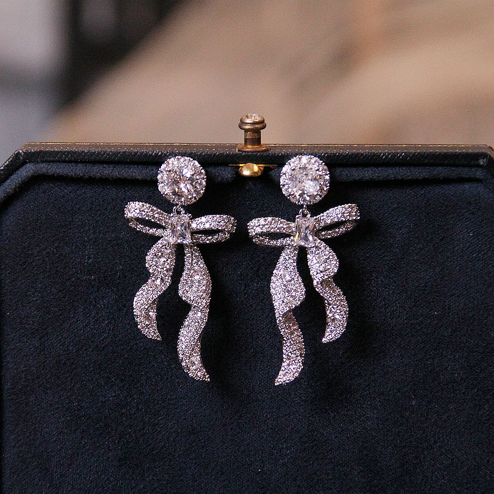 满钻蝴蝶结流苏耳钉女轻奢高级感