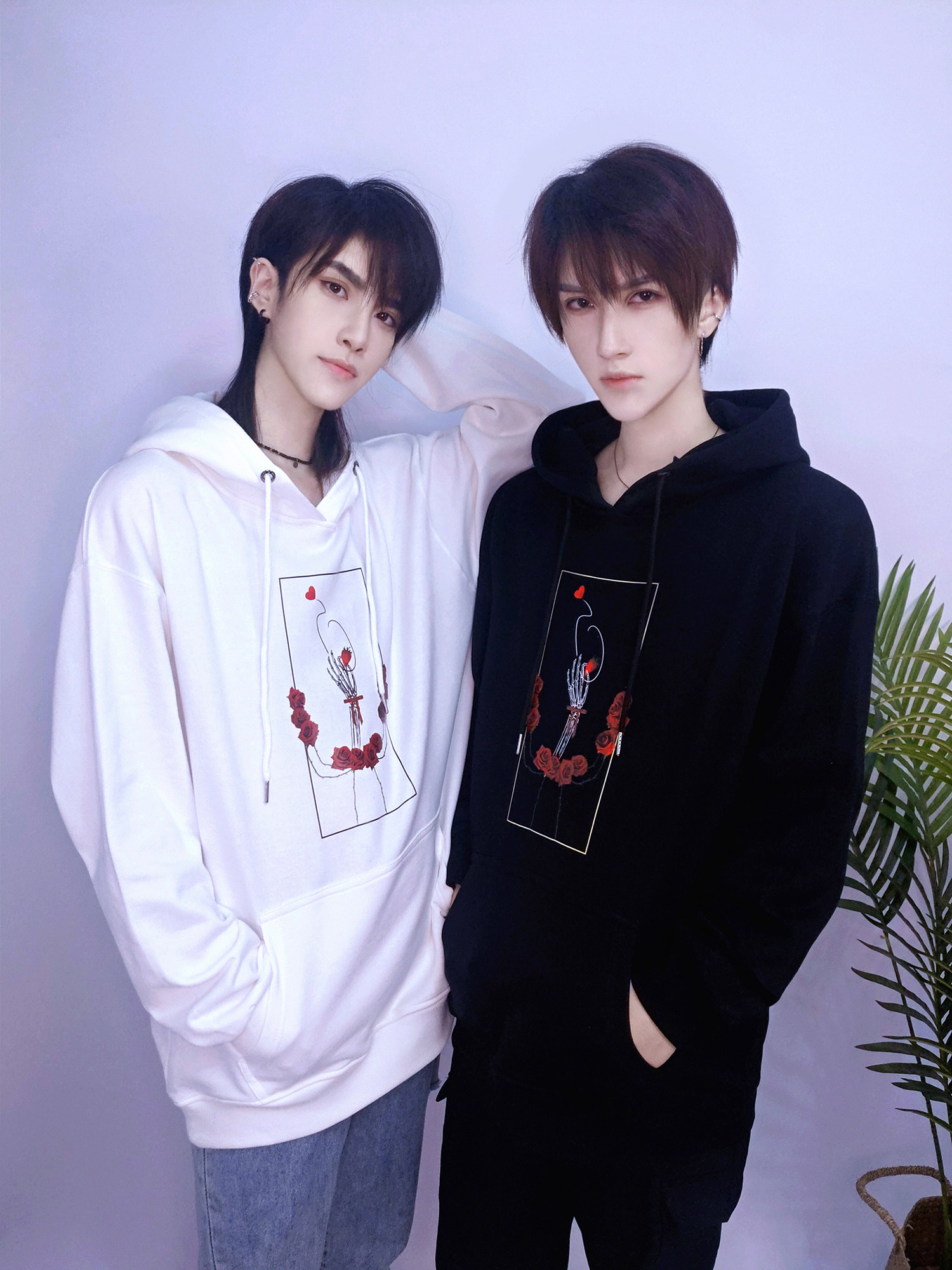 原创暗黑丧系哥特骷髅草莓摘血莓bf纯棉休闲大码连帽卫衣男女情侣