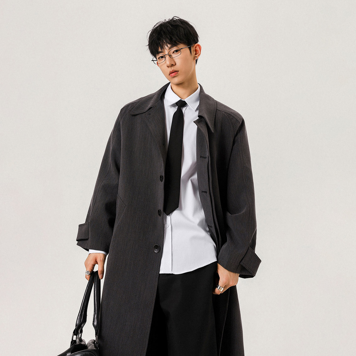 高级感长款过膝单排扣翻领风衣