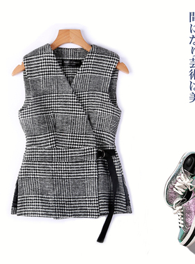 上身贼显瘦!日常通勤都能穿~秋冬新款千鸟格毛呢短款马甲背心女潮