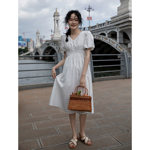 Белое платье, летний приталенный корсет, длинная юбка, французский стиль, изысканный стиль, средней длины, городской стиль, коллекция 2022