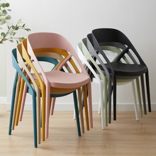简约餐椅北欧靠背椅塑料椅子餐凳子休闲椅阳台椅子可叠放户外椅子