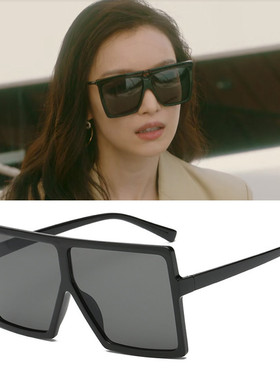 朱锁锁倪妮墨镜卡布尼