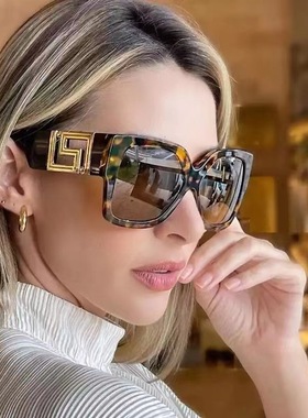 2025跨境欧美大框太阳镜镂空潮个性方形走秀墨镜情侣女双茶眼镜