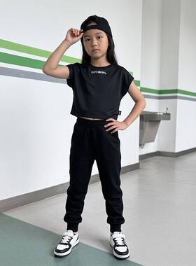 女童T恤黑色短款字母显瘦百搭上衣中大童圆领帅气学生夏季短袖