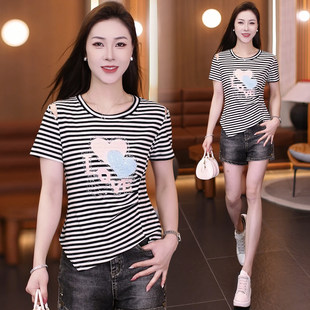 时尚洋气短袖T恤女2026春季新款洋气显瘦爱心烫钻体恤印花上衣潮