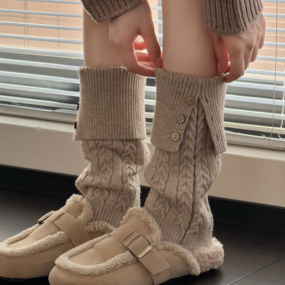 翻边纽扣麻花纹卡其袜套咖色腿套